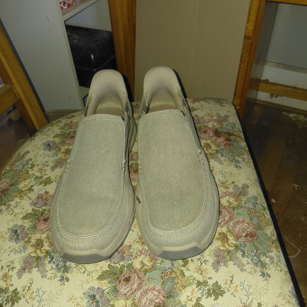Skechers Slip-On Canvas Loafers in Light Taupe